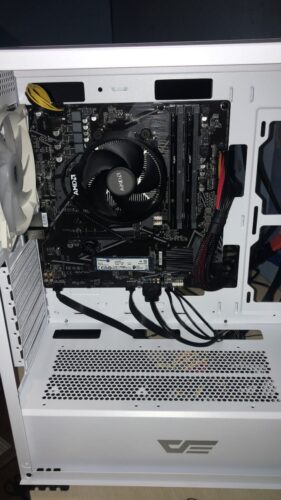 Placa Madre Gigabyte B550M K, AMD B550, AM4, DDR4, MicroATX photo review
